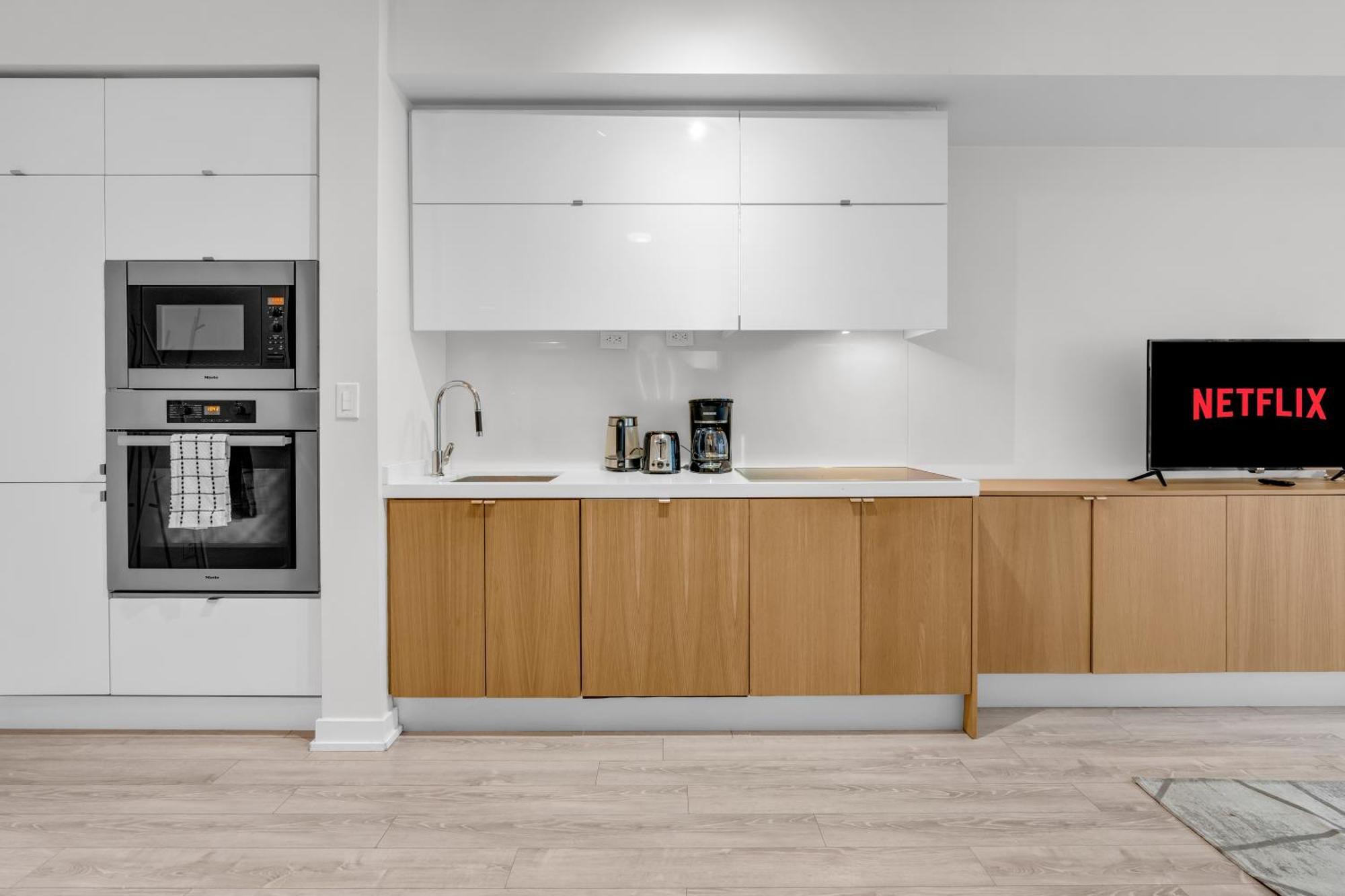 Spadina Modern Suites Toronto Eksteriør billede